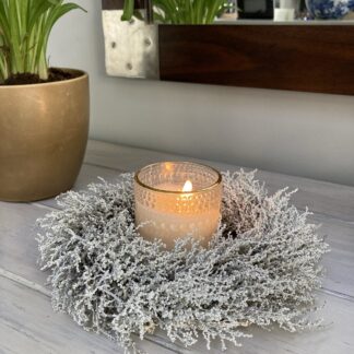 Slangbos White Candle Wreath