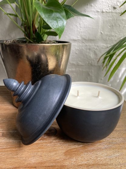 Arabian Oud Ceramic Pot - Image 2