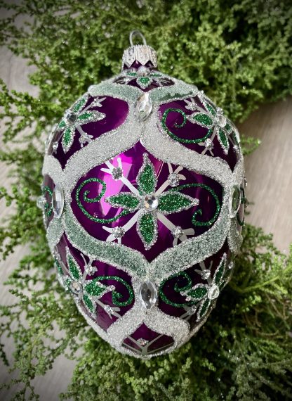 Silver Ribbons Egg