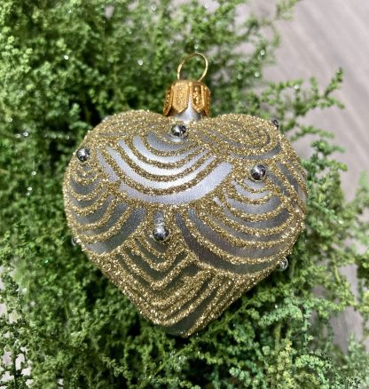 Golden Shells Heart