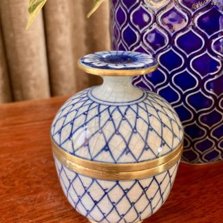 Arabian Oud Ceramic Jar