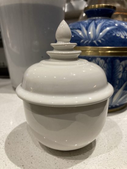 Arabian Oud Ceramic Pot