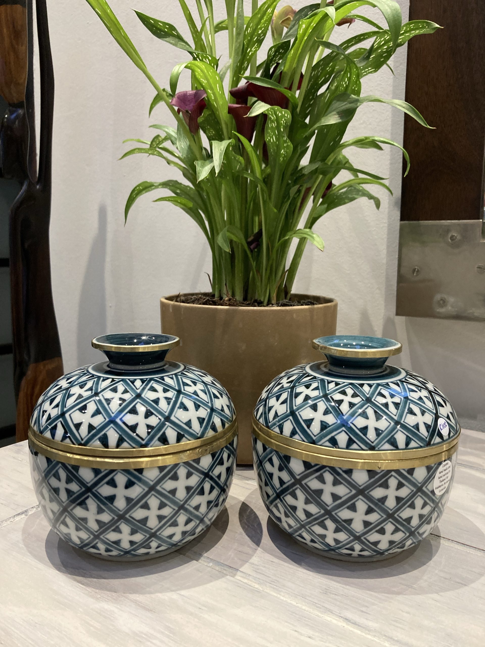 Kashmir Spice Ceramic Jar - Image 3