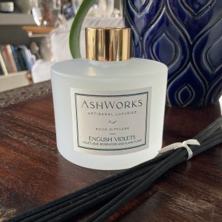 English Violets Frosted White Reed Diffuser