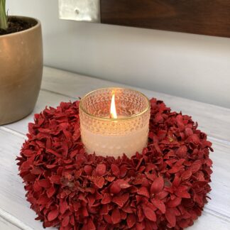 Buxi Red Candle Wreath