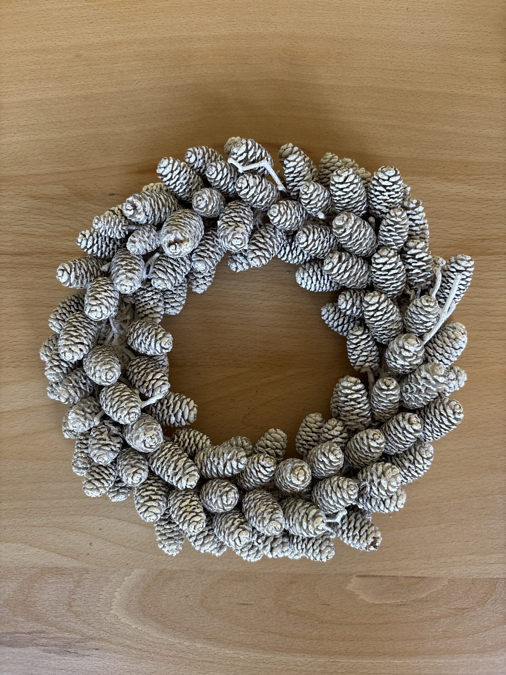 White Cones Candle Wreath - Image 2