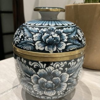 Arabian Oud Ceramic Jar