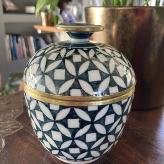Arabian Oud Ceramic Jar