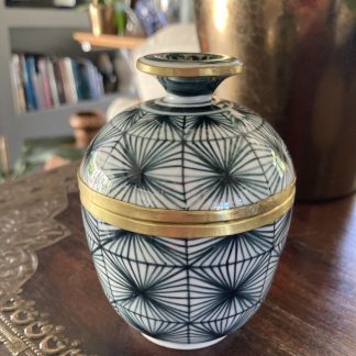 Arabian Oud Ceramic Jar