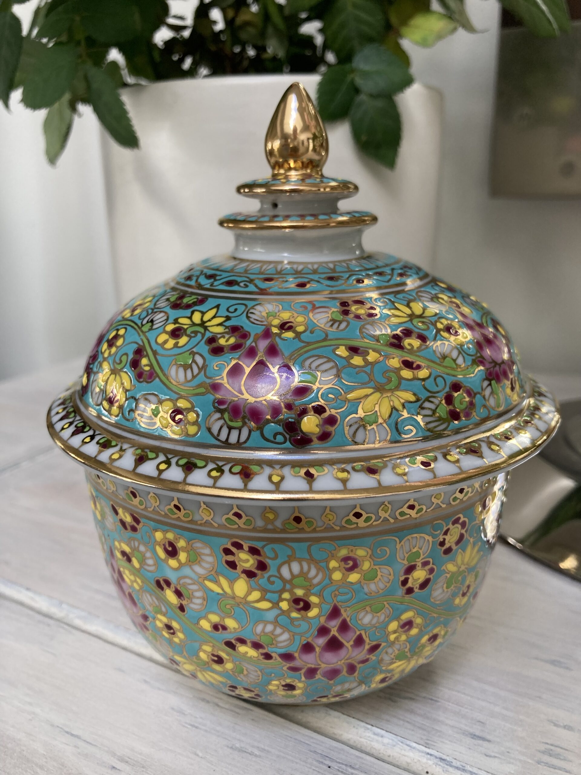 Mandalay Rubies Ceramic Pot