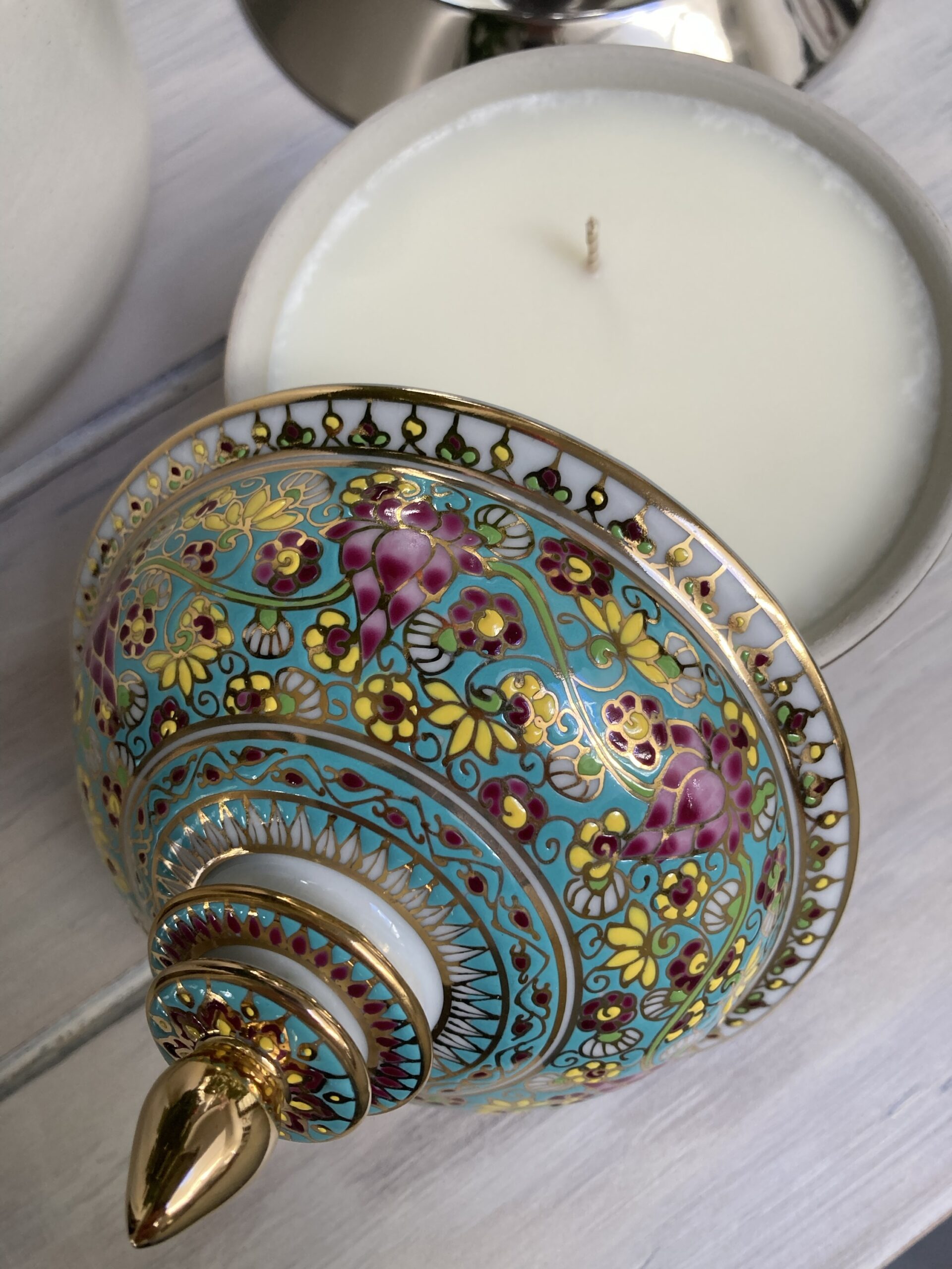 Mandalay Rubies Ceramic Pot - Image 2