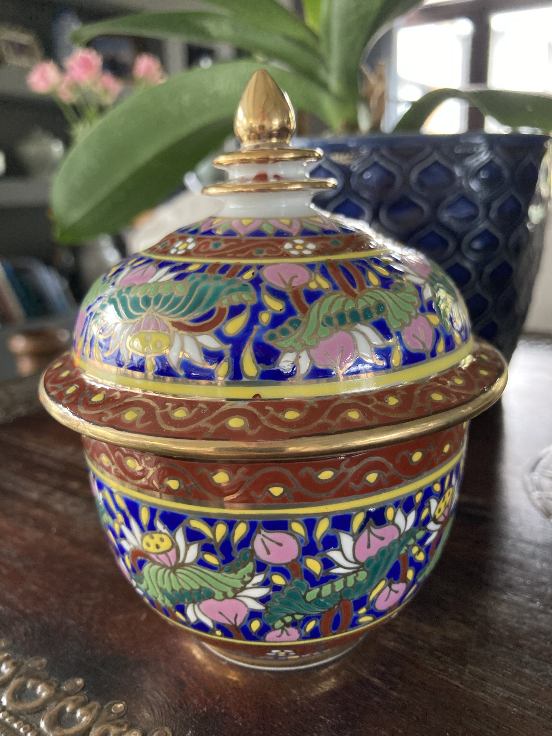 Mandalay Rubies Ceramic Pot