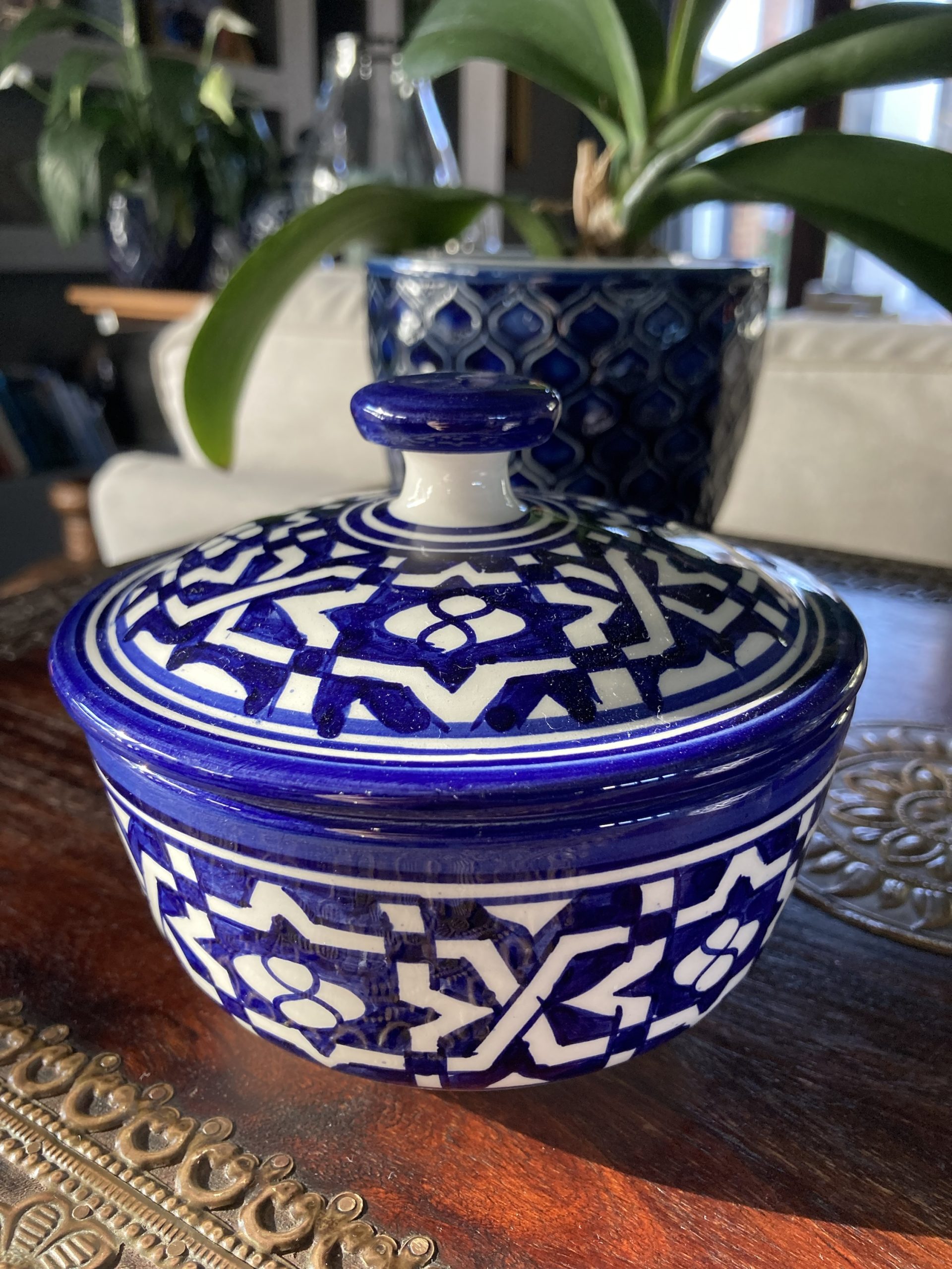 Arabian Oud Ceramic Bowl