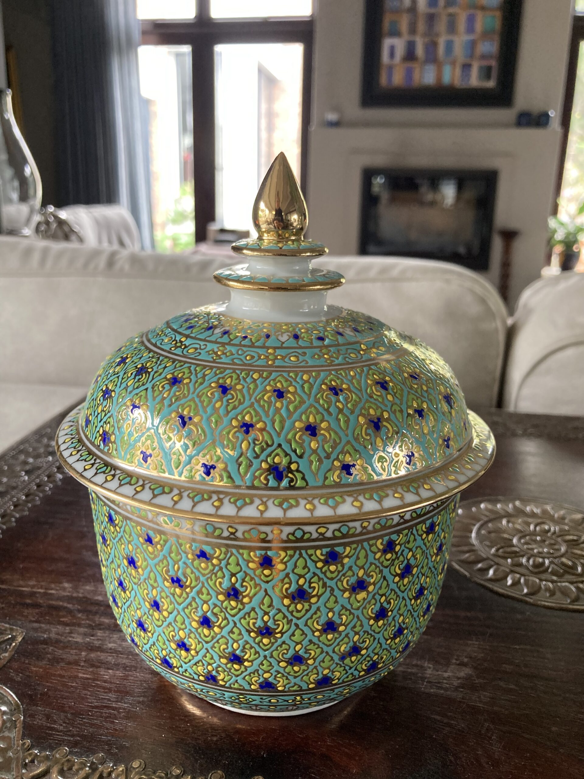 Singapore Summer Ceramic Pot