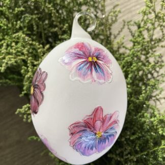 Purple Pansies Egg