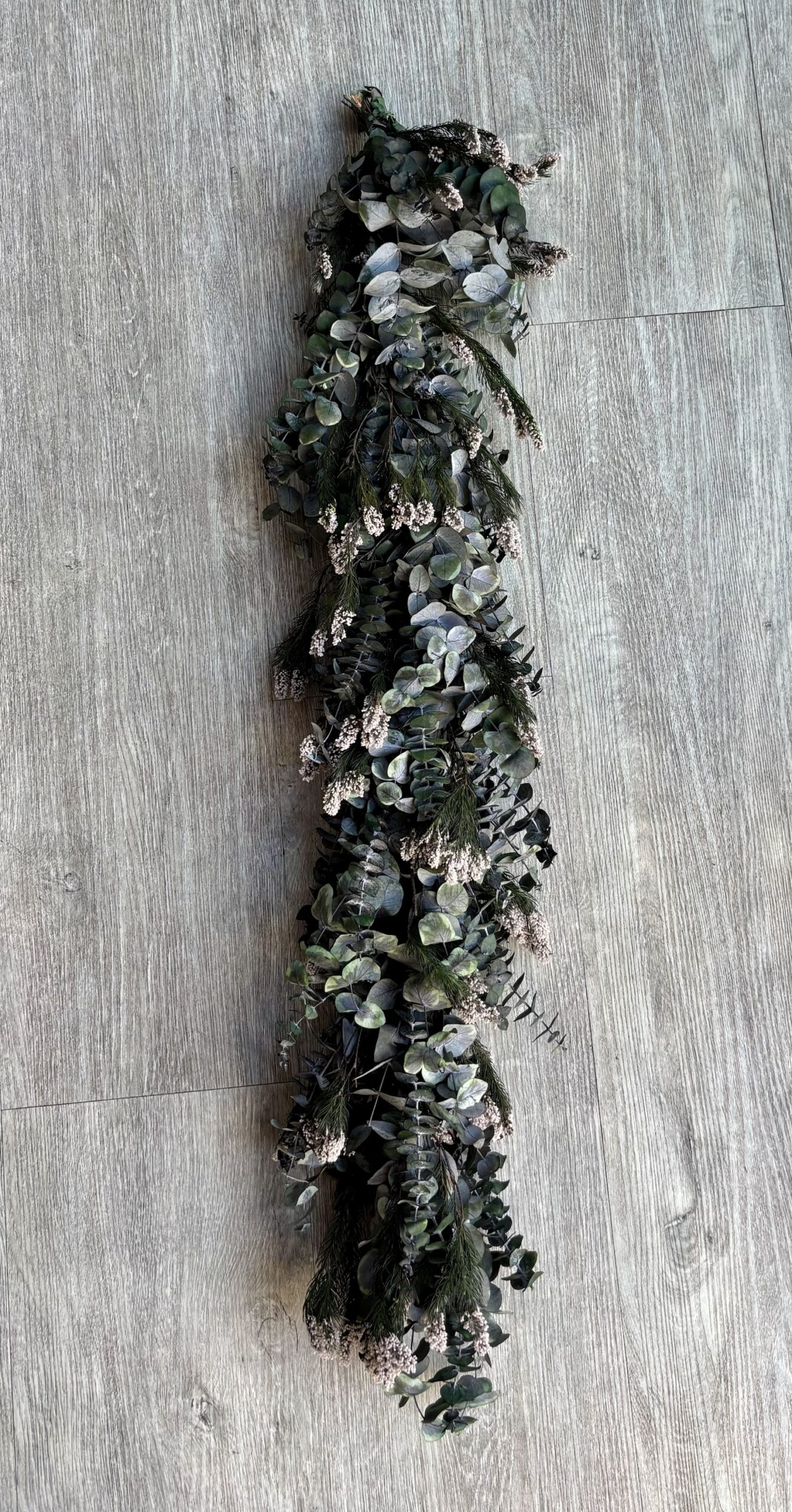 Pennygum and Spatella Garland