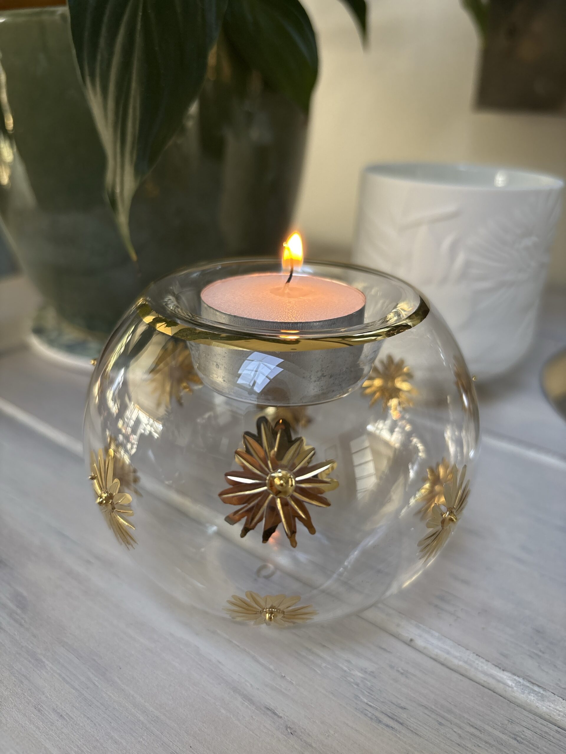 Daisy Candleholder